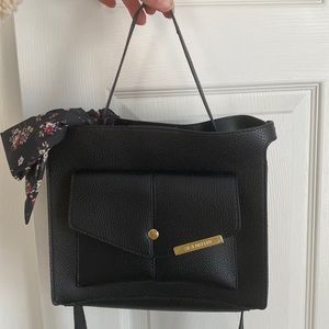 STEVE MADDEN CROSS BODY BAG